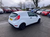 Used Ford Fiesta 2017 White Van