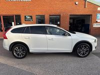 Used Volvo V60 CC 150 HP (110 kW) 2017 White Estate