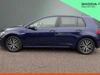 Used VW Golf VII SE 128 HP (94 kW) 2017 Blue Hatchback