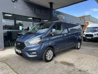 Begagnad Ford Transit Custom Limited 170 HK (125 kW) 2019 Blå Van