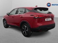 Used Nissan Qashqai Acenta Premium 190 HP (139 kW) 2023 Red SUV
