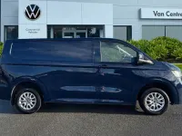 Begagnad VW Transporter Pro 2025 Lila Van