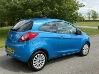 Używany Ford Ka Zetec 69 KM (50 kW) 2015 Niebieski Hatchback