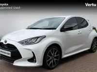 Used Toyota Yaris 116 HP (85 kW) 2021 White Hatchback