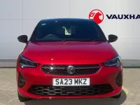 Begagnad Vauxhall Corsa Ultimate 131 HK (96 kW) 2023 Röd Halvkombi