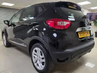 Używany Renault Captur Dynamique 90 KM (66 kW) 2015 Czarny SUV
