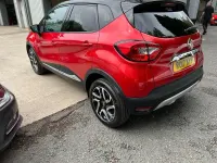 Used Renault Captur Signature 2017 Red SUV