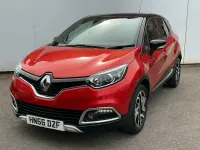 Used Renault Captur Signature 90 HP (66 kW) 2016 Red/black SUV