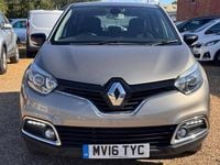 Used Renault Captur Expression+ 90 HP (66 kW) 2016 Beige SUV