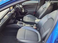 Second-hand Ford Focus ST-Line X 125 CP (91 kW) 2020 Albastru Hatchback