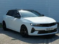 New Vauxhall Astra 130 HP (95 kW) 2026 Brilliant paint  arctic white Hatchback
