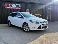 Used Ford Focus Zetec 125 HP (91 kW) 2013 White Estate