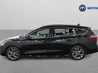Used Ford Focus ST-Line 155 HP (114 kW) 2023 Black Estate