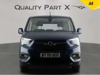 Begagnad Vauxhall Combo S 100 HK (73 kW) 2020 Blå Minibuss
