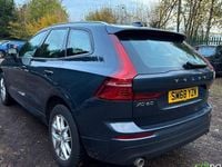 Used Volvo XC60 Momentum 250 HP (183 kW) 2019 Blue SUV