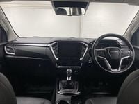 Used Isuzu D-Max 163 HP (119 kW) 2022 Red Pickup