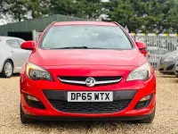 Used Vauxhall Astra Design Edition 115 HP (84 kW) 2015 Red Estate