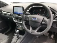 Usado Ford Puma Titanium 125 HP (91 kW) 2022 Prateado SUV