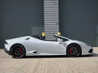 Used Lamborghini Huracán 610 HP (448 kW) 2016 White Cabriolet