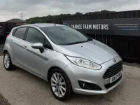 Used Ford Fiesta Titanium 100 HP (73 kW) 2017 Silver Hatchback