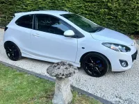 Used Mazda 2 Inclusive 102 HP (75 kW) 2011 White Hatchback
