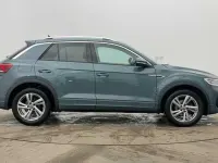 Usado VW T-Roc R-line 150 HP (110 kW) 2025 Azul SUV