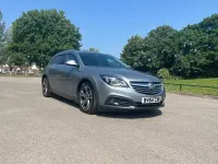 Used Vauxhall Insignia Country Tourer 163 HP (119 kW) 2014 Estate