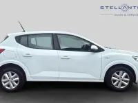 Used Dacia Sandero Expression 89 HP (65 kW) 2024 White