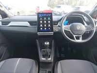 Used Renault Symbioz Techno 140 HP (102 kW) 2025 Red SUV