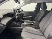 Usado Peugeot 208 Allure Premium 129 HP (94 kW) 2022 Azul Citadino