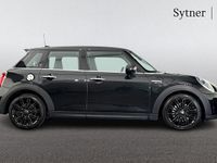 Usado Mini Cooper S Exclusive 176 HP (129 kW) 2023 Preto Citadino