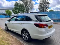 Used Vauxhall Astra SRi 145 HP (106 kW) 2021 White Estate