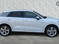 Used Audi Q2 S-Line 114 HP (83 kW) 2025 White SUV