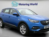 Used Vauxhall Grandland X S 131 HP (96 kW) 2019 Blue SUV
