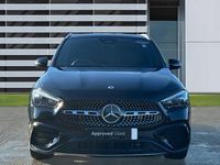 Used Mercedes GLA200 Executive 163 HP (119 kW) 2024 SUV