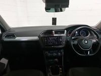 Used VW Tiguan SE 125 HP (91 kW) 2018 Grey SUV