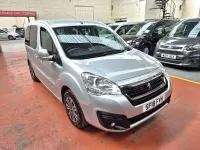 Begagnad Peugeot Partner S 2018 Silver Minibuss