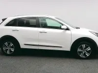 Used Kia Niro 139 HP (102 kW) 2020 White SUV