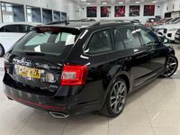 Used Skoda Octavia vRS 184 HP (135 kW) 2017 Black Estate