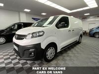 Used Vauxhall Vivaro S 100 HP (73 kW) 2022 White MPV