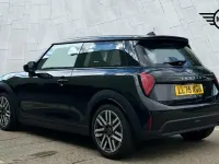 New Mini Cooper S Hatch 201 HP (147 kW) 2025 Black Hatchback