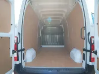 Used Renault Master Business 135 HP (99 kW) 2023 White MPV