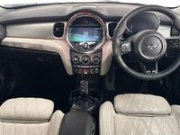 Begagnad Mini Cooper Exclusive 134 HK (98 kW) 2023 Svart Halvkombi