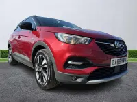 Used Vauxhall Grandland X Sport 130 HP (95 kW) 2018 Red SUV