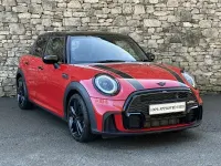 Used Mini Cooper Hatch 134 HP (98 kW) 2022 Red Hatchback
