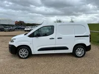Used Citroën Berlingo PureTech 110 HP (80 kW) 2022 White MPV
