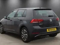 Usado VW Golf VII Match 150 HP (110 kW) 2019 Cinzento Citadino