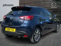 Usado Mazda 2 Inclusive 88 HP (64 kW) 2018 Azul Citadino