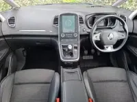 Used Renault Scenic E-Tech Dynamique 110 HP (80 kW) 2017 Red MPV
