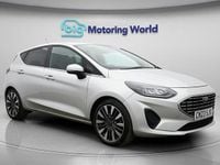 Usado Ford Fiesta Titanium X 125 HP (91 kW) 2023 Prateado Citadino